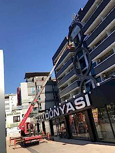 Bursa vinçli cam temizliği